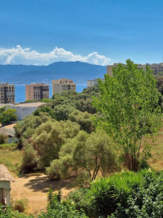 Appartement Vue Mer Avec Parking Ajaccio  Eksteriør billede